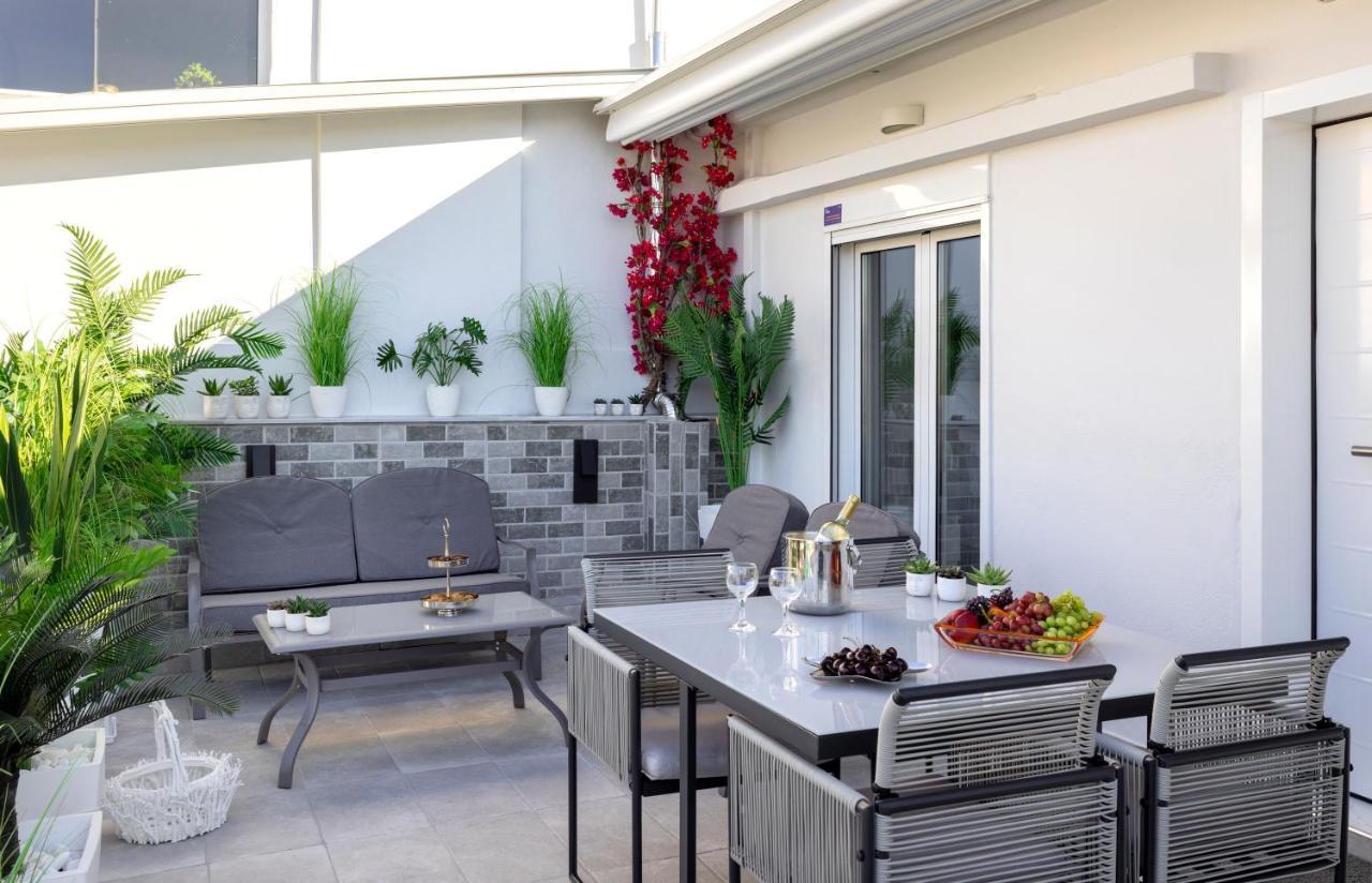 Acropolis Views Studio Apartment เอเธนส์ ภายนอก รูปภาพ